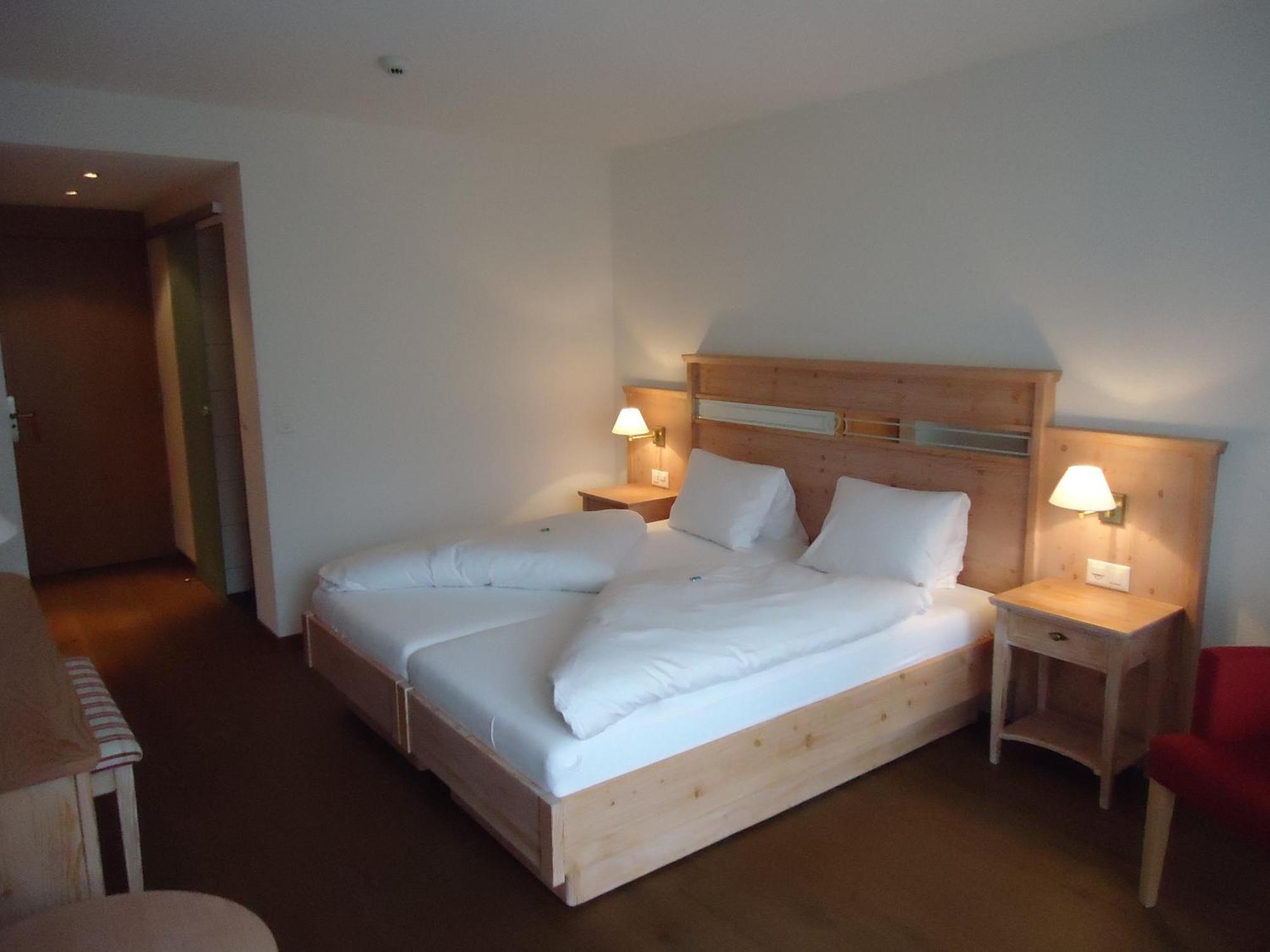 Hotel Quellenhof Leukerbad Zewnętrze zdjęcie