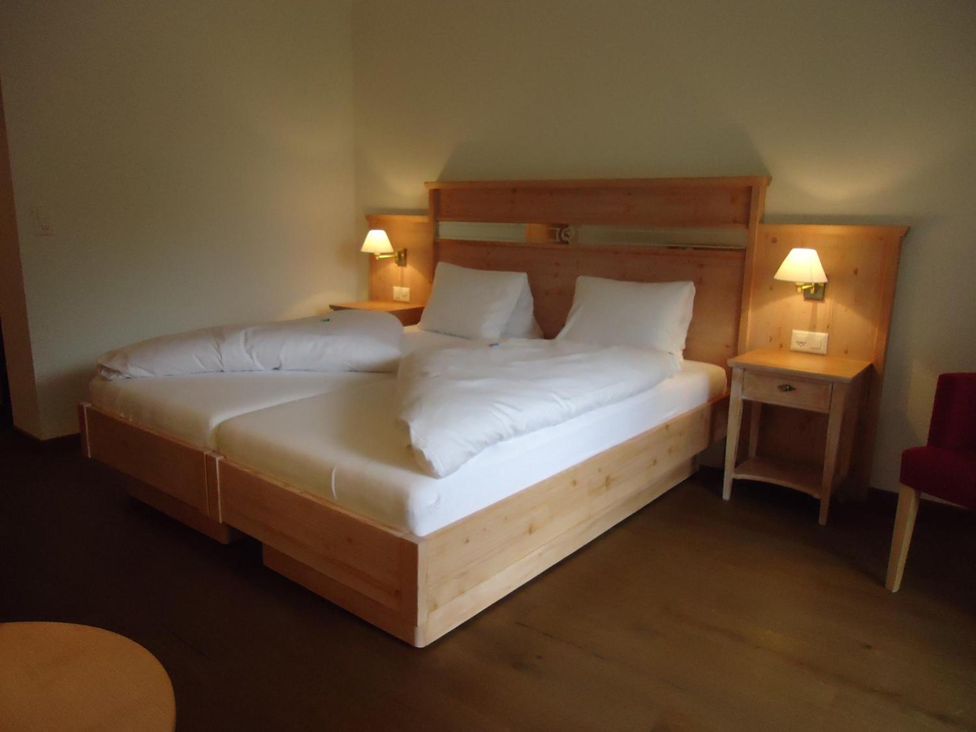 Hotel Quellenhof Leukerbad Zewnętrze zdjęcie