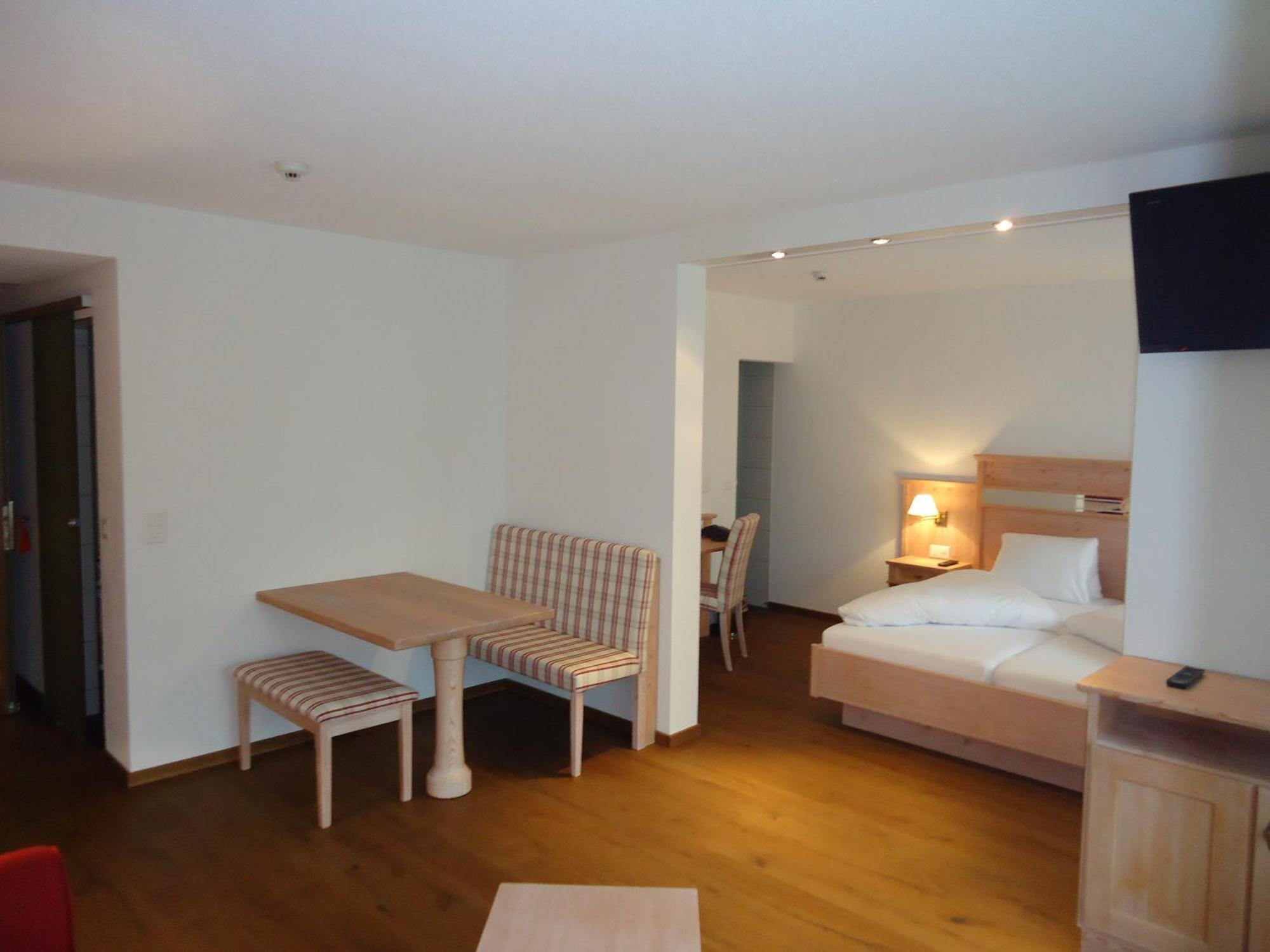 Hotel Quellenhof Leukerbad Zewnętrze zdjęcie