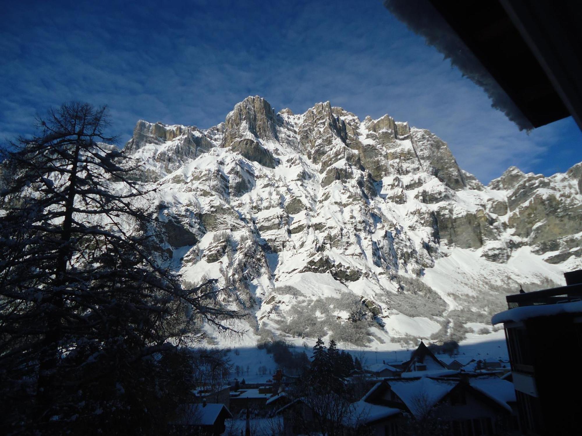 Hotel Quellenhof Leukerbad Zewnętrze zdjęcie