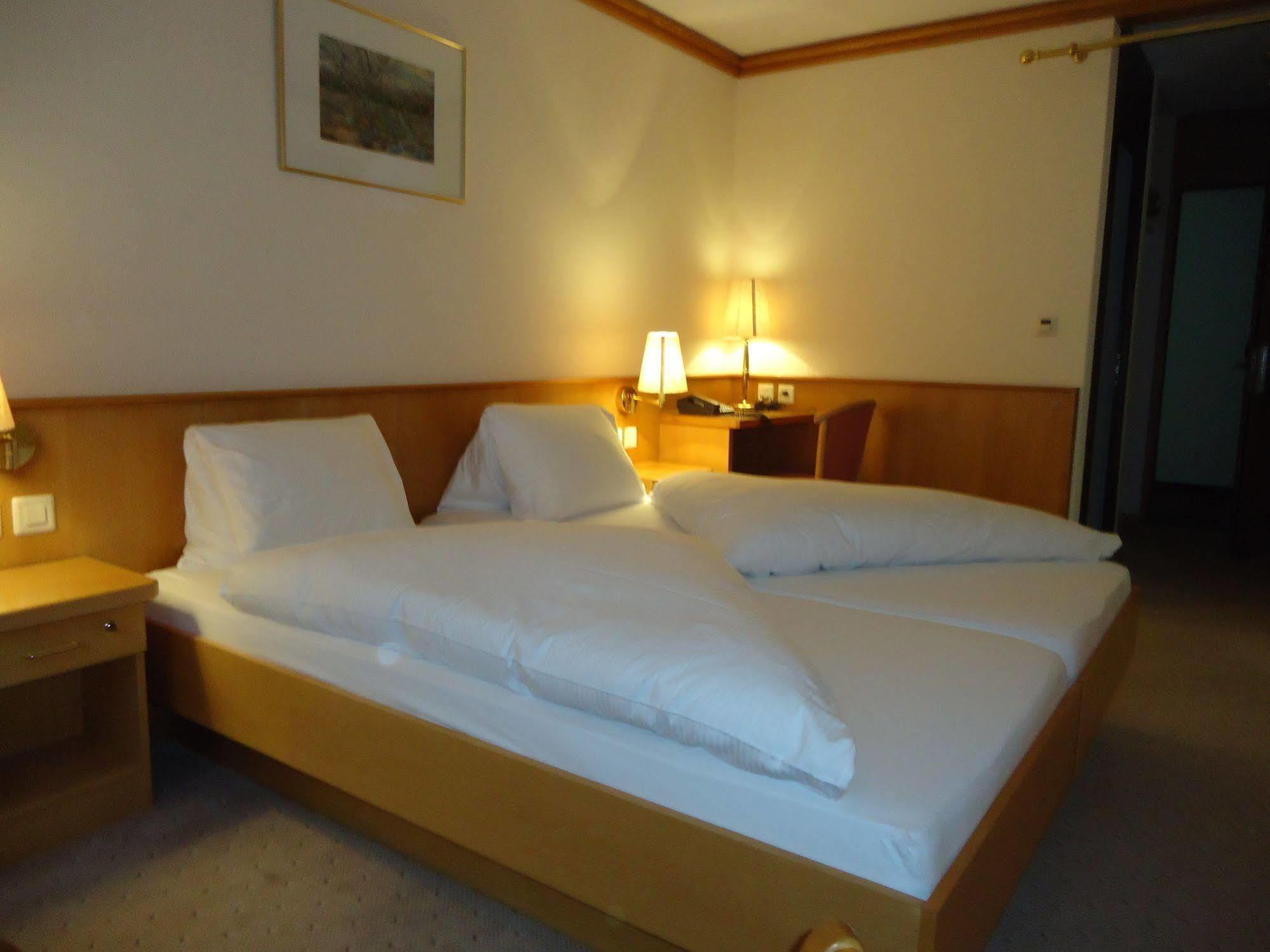 Hotel Quellenhof Leukerbad Zewnętrze zdjęcie